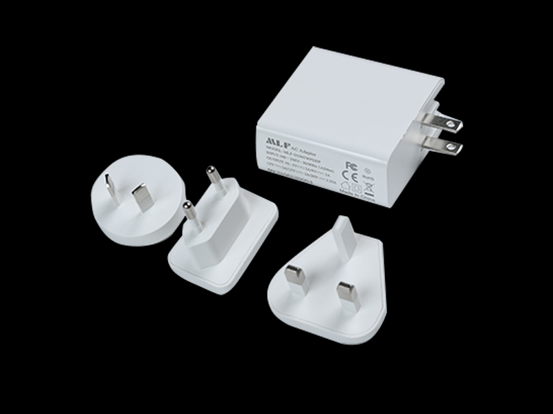  D19 PD45W 澳規(guī)可轉換充電器